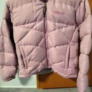 Womens MARMOT brand  size Medium winter jacket with hood that's tucked in collar